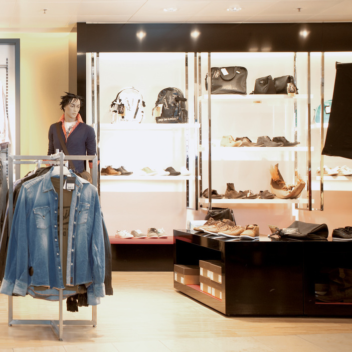 Akku-Rucksacksauger im Einzelhandel Akku-Rucksacksauger im Einzelhandel