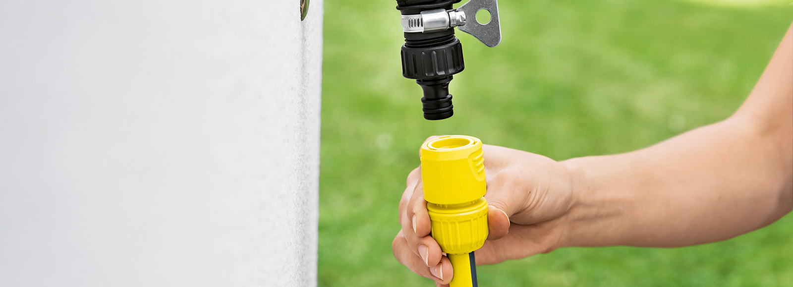 Máy hút bụi cầm tay không dây Karcher VC 4s Máy hút bụi không dây Karcher