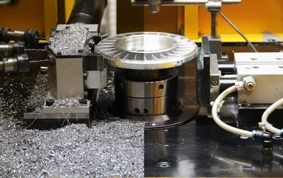 Kärcher industrial vacuums for the automotive industry/metal processing and machine design