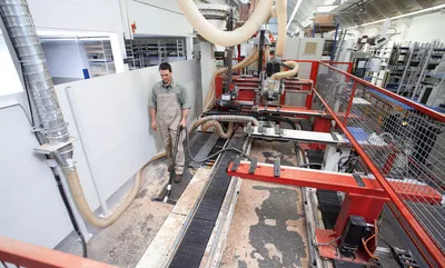 Kärcher industrial vacuums in the wood processing industry