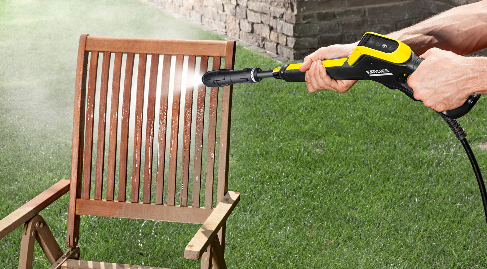 Nettoyer le mobilier de jardin Conseil de Kärcher: Entreposer le mobilier de jardin pour l’hiver