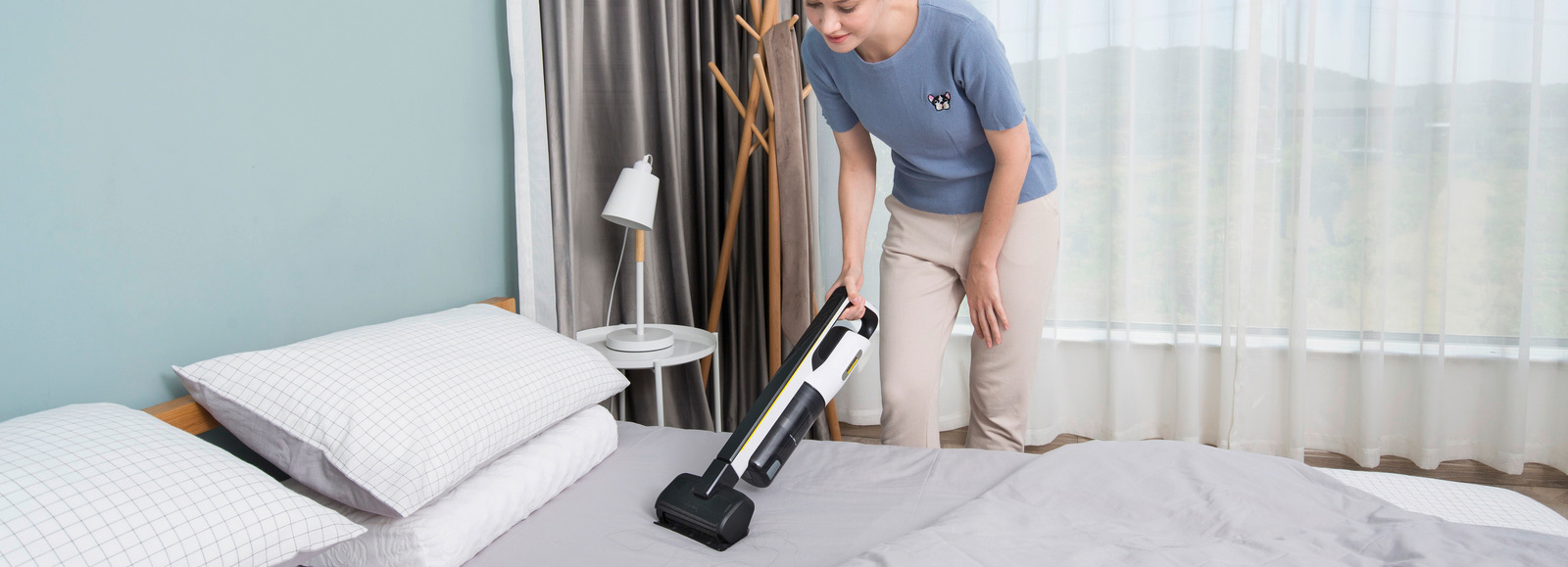 Máy hút bụi cầm tay VC 4s Máy hút bụi cầm tay VC 4s