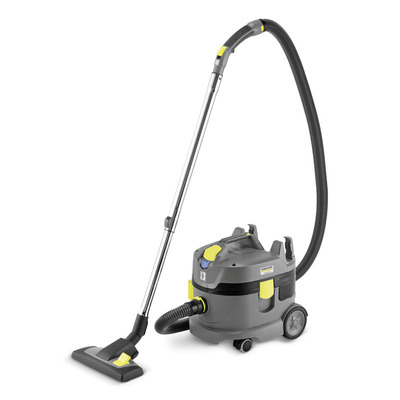 Battery-operated dry vacuum cleaner 